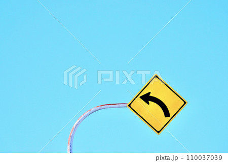 56ページ目道路標識の写真素材写真素材なら「写真AC」無料 フリー ダウンロードOK