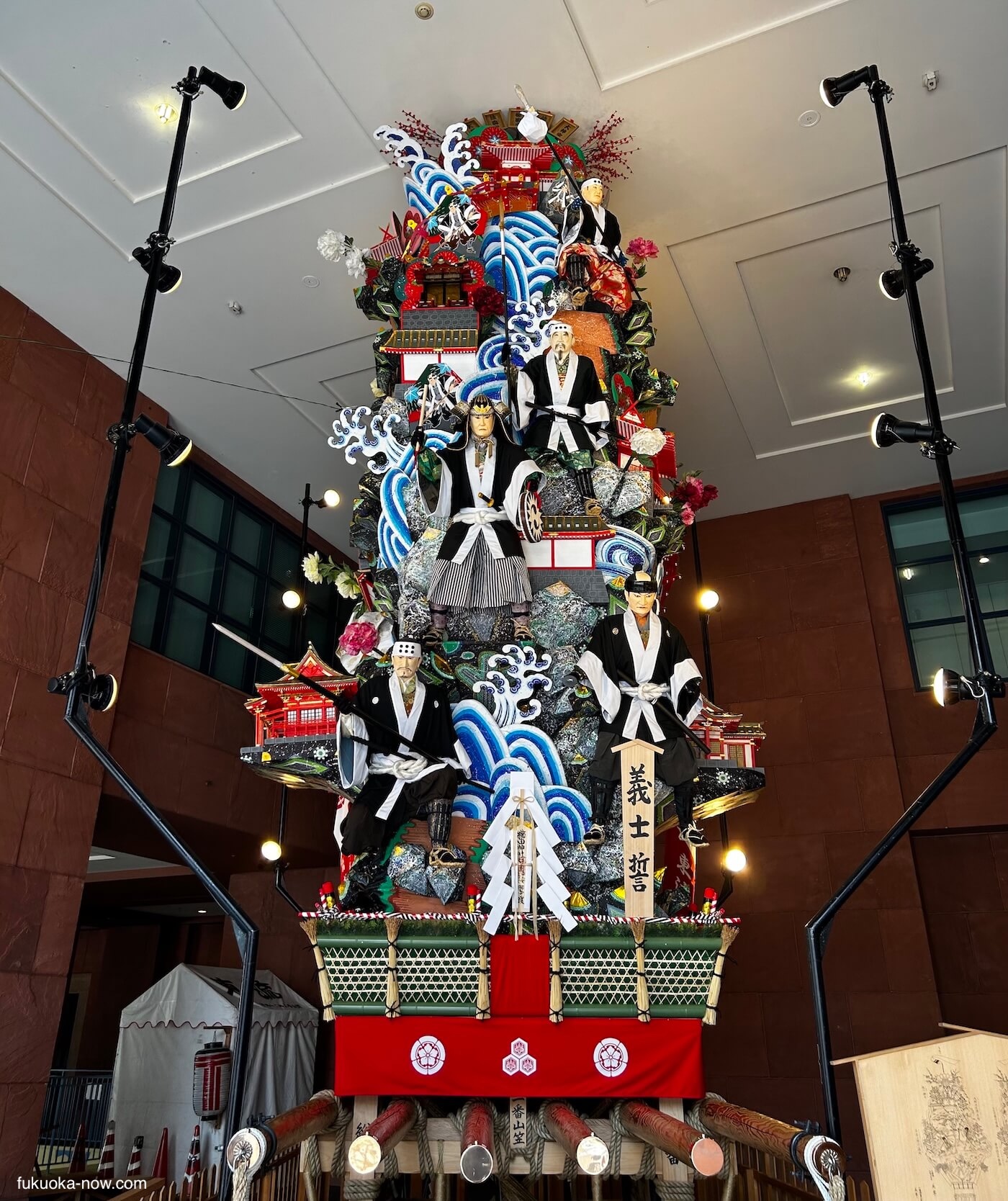 福岡市博物館に山笠を展示しています。公益財団法人 福岡観光コンベンションビューロ