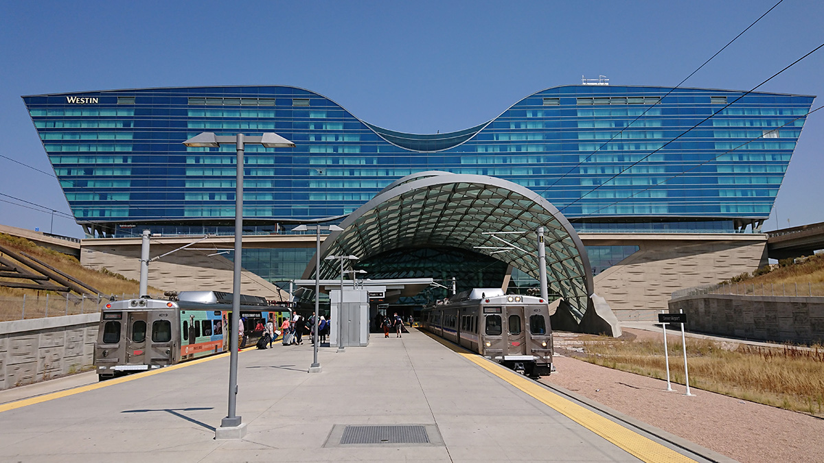 デンバー空港を徹底解説！ターミナル情報やダウンタウンまでのアクセスもNEWT ニュート