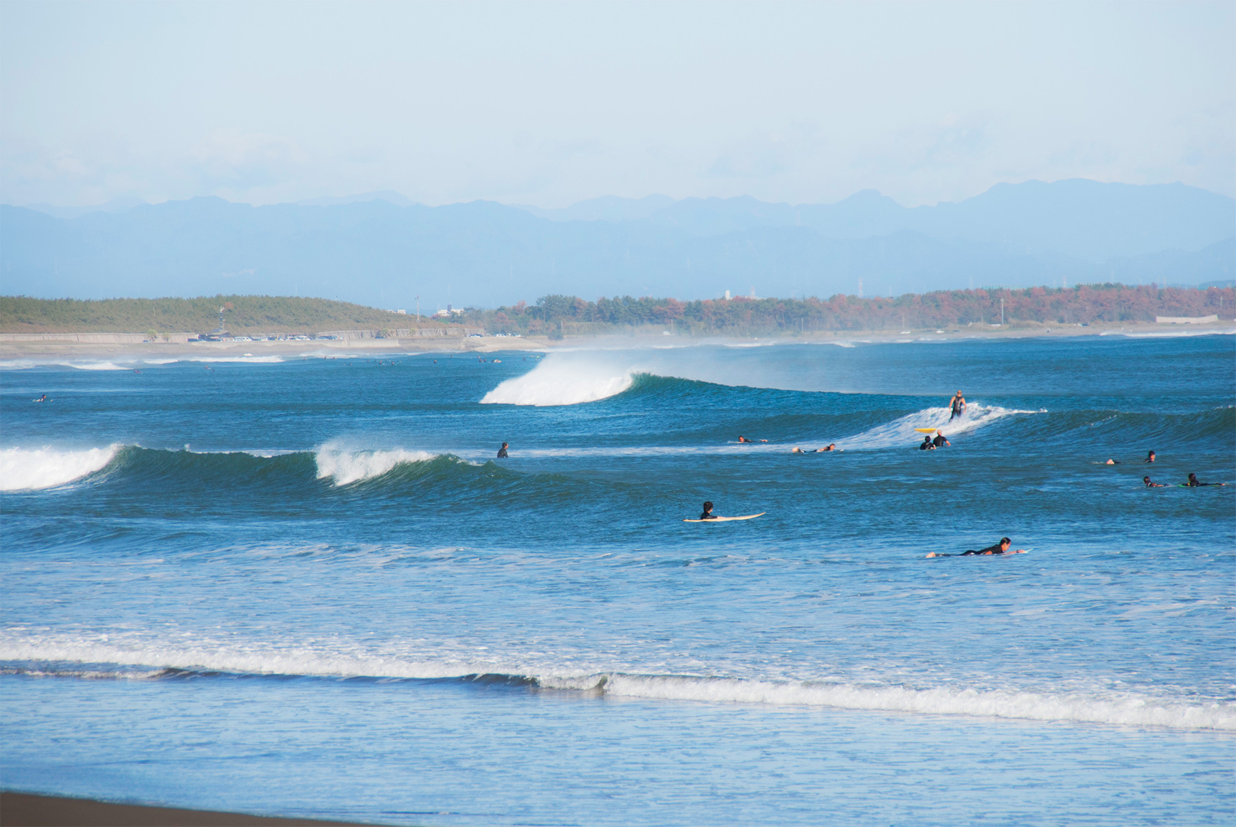 宮崎サーフトリップMap』早速ゲットしてきました〜🤙🤙⁡ ⁡ いい感じですねぇ😆🌈🏄⁡
