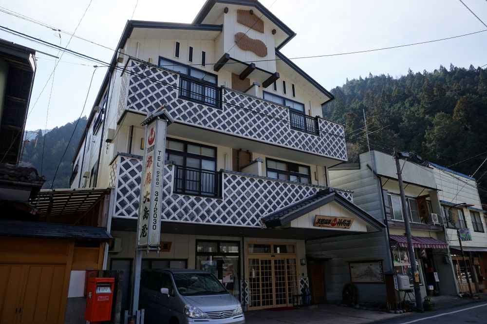 この秘境遠山郷での唯一の洋室があるペンションです - かぐら山荘の口コミ -