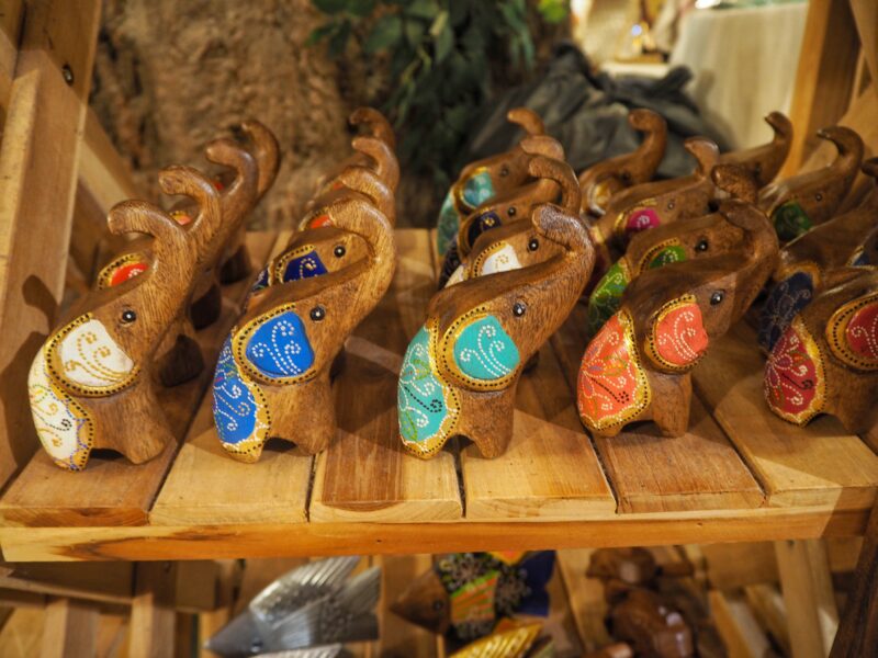 タイ・バンコク旅 ⑯お土産のご紹介 タイ王室ブランドやタイ限定nikeなど『Lovemyself』いくつになってもキラキラと☆彡人生を楽しむブログ♡