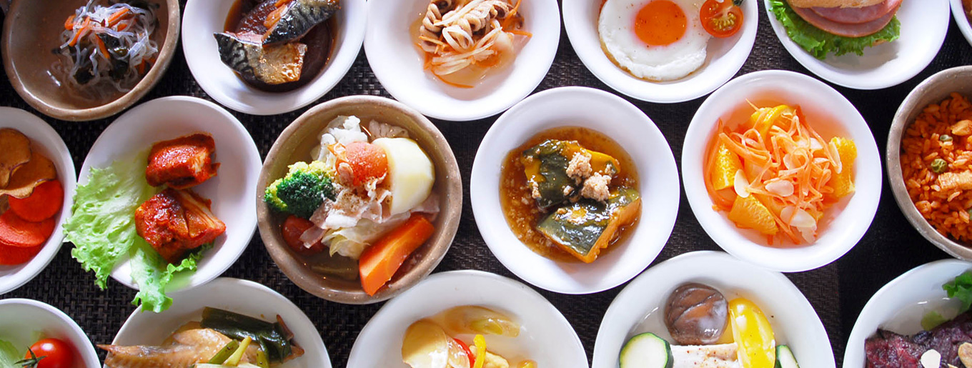 阿蘇元気の森 公式☔️雨は小降りになってきました。 「阿蘇元気の森」にある健康食バイキング 「大阿蘇レストラン」は営業しています😊健康づくりの専門家の監修の下、 身体によい食材を使って健康的なお料理を