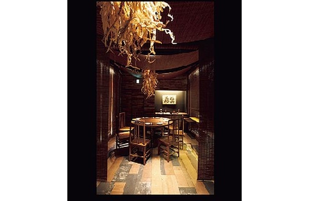 おだやかな都会のオアシスを目指す！カフェスロー吉岡淳さん持続可能な社会の在り方を問う。映画「おだやかな革命」を制作！ 渡辺サトシ ドキュメンタリー映画監督2019 08