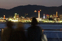 神戸空港 の展望デッキ🛫 ベストショットまとめ📸 空港といえば飛行機が近くに見られる展望デッキを思い浮かべる方も多いのではないでしょうか💭訪れるタイミングによって、 見られる景色が異なるのも魅力です✨