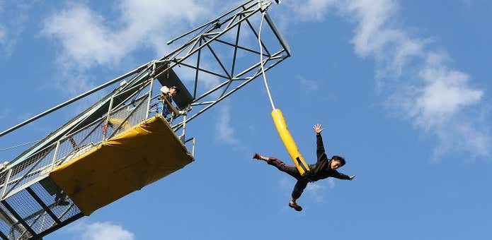 二つのアクティビティで空を飛ぶ! バンジージャンプとジップラインに挑戦 ^^