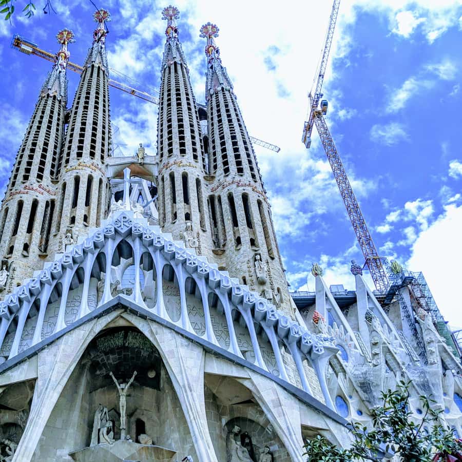 関西国際空港発のバルセロナツアー 航空券+ホテル付き海外旅行・国内旅行のツアーやホテル予約はNEWT ニュート