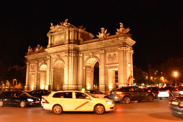 マドリード・バラハス空港のバスターミナルからグラナダへ移動スペイングラナダ日本語情報センターのブログ