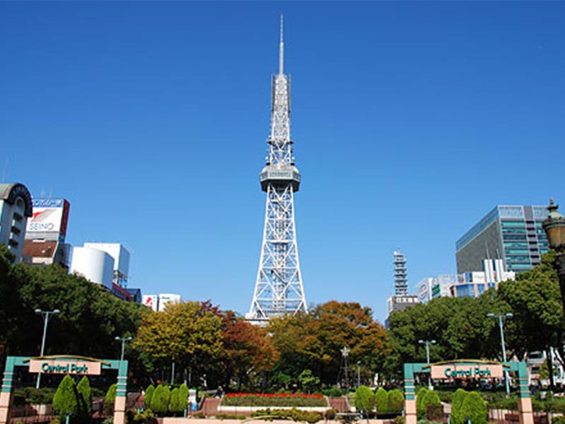 久屋大通公園名古屋テレビ塔・中部電力 MIRAI TOWERの写真素材FYI07997054ストックフォトの QleanMarket キュリンマーケット