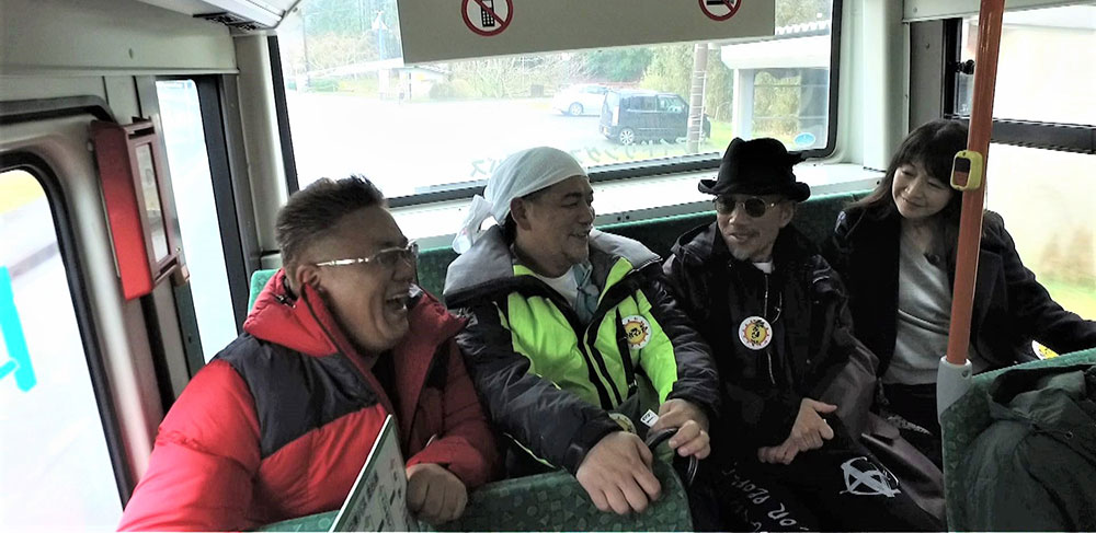 まるがり旅」大大大特集！！月曜日のリカ