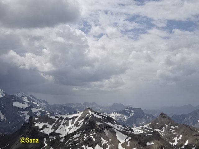 ローザンヌ発：007体験！絶景シルトホルンツアーGuide to Europe