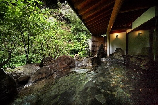 武雄温泉で楽しむ日帰り入浴！人気の日帰り温泉スポット10選旅時間