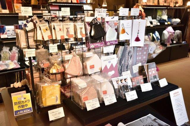 富岡製糸場 シルク土産＆桑スイーツをチェック！ -