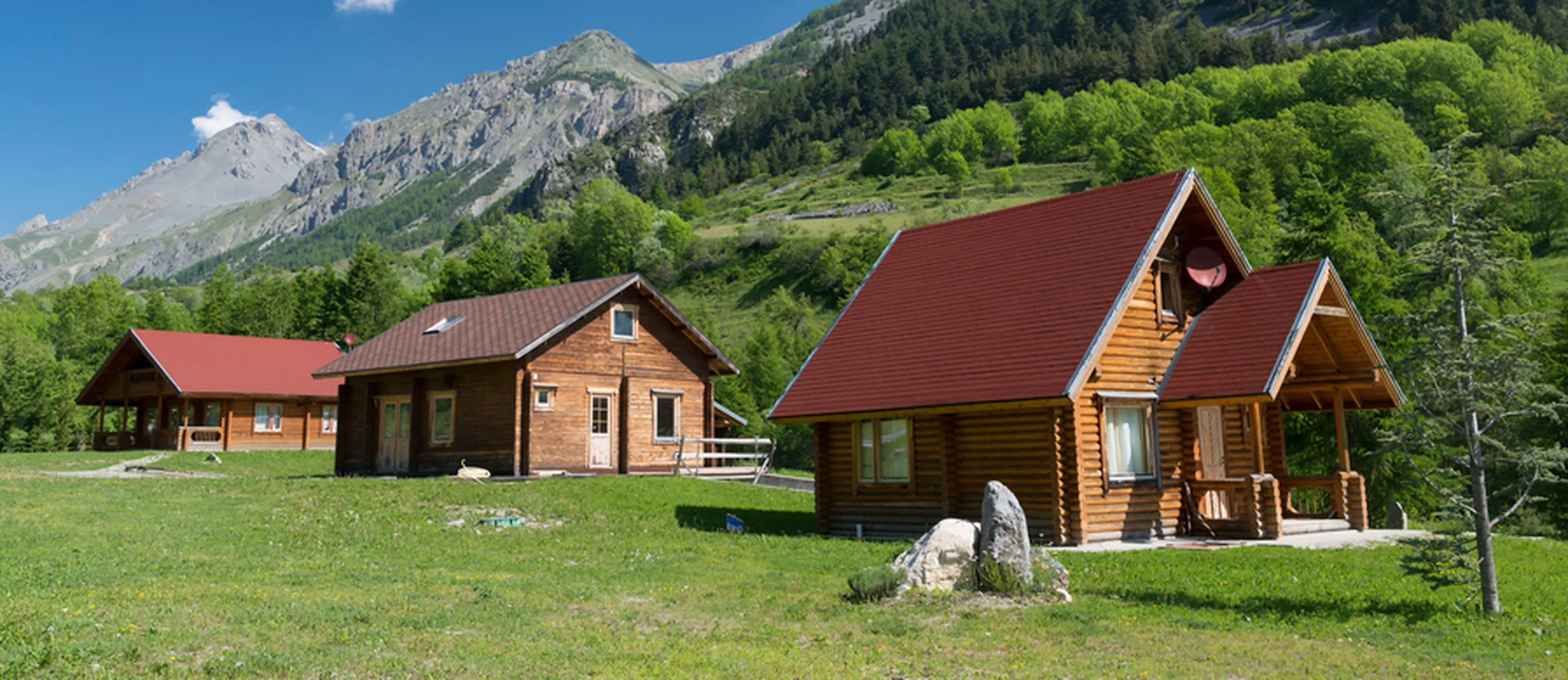 10人以上で泊まれる関西コテージ！安い宿・大人数・おしゃれ・プール付き・子連れファミリー・一棟貸し・20人泊まれる・兵庫淡路島