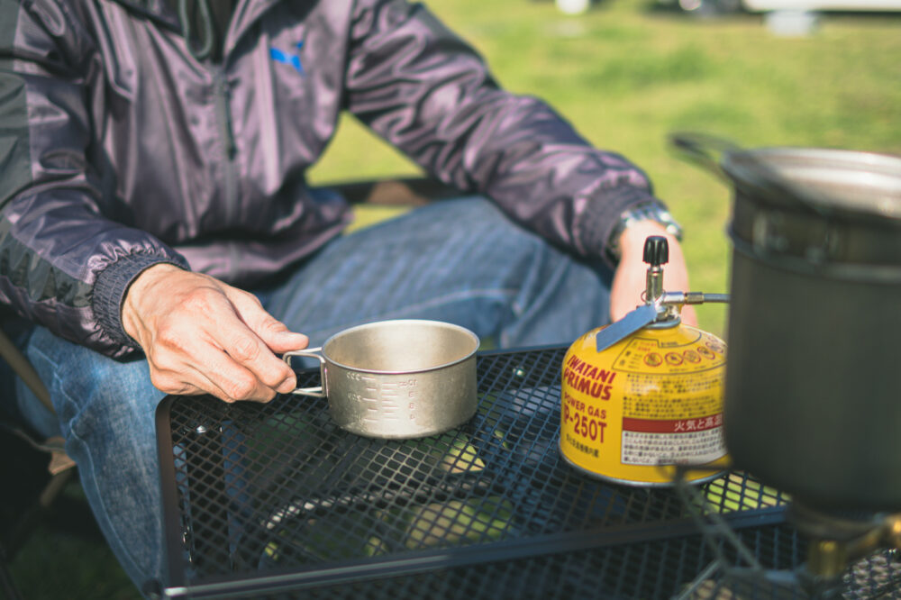 ソロキャンプの装備は初期費用10万円でどれだけ揃えられるか