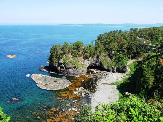 巌門石川県羽咋郡のおすすめ観光・レジャースポット旅色