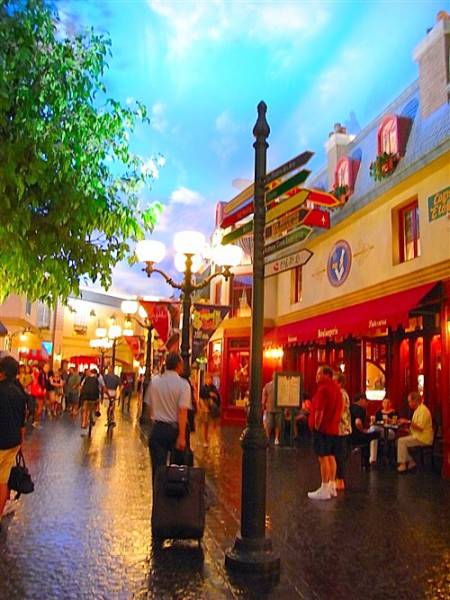 パリス ラスベガス ホテルのスイートルームで夜を楽しむ - Petite