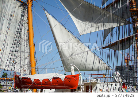 ロイヤル・コペンハーゲン ミニプレート『Ship 帆船 』を買い取りましたブランド食器買取のセレクターズ