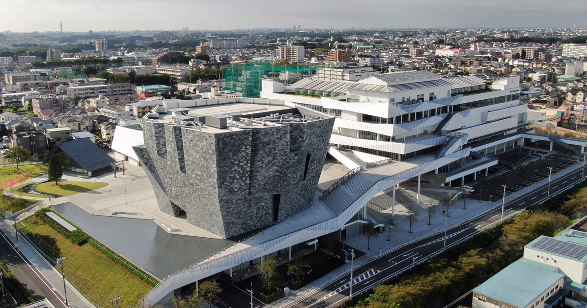 角川武蔵野ミュージアムとは？ 隈研吾が建築、所沢市に出現した巨大な“石の迷宮”に潜入してみた 画像集ハフポスト アートとカルチャ