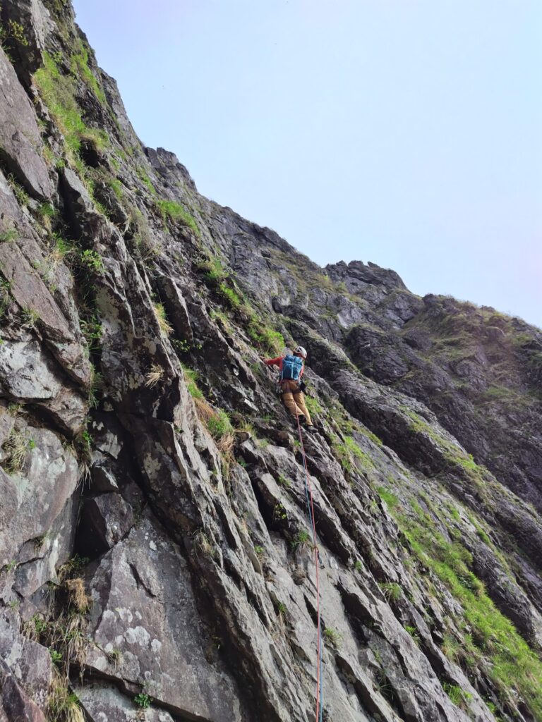 谷川岳ガイド 登山・ハイキングのハッピーアウトドア