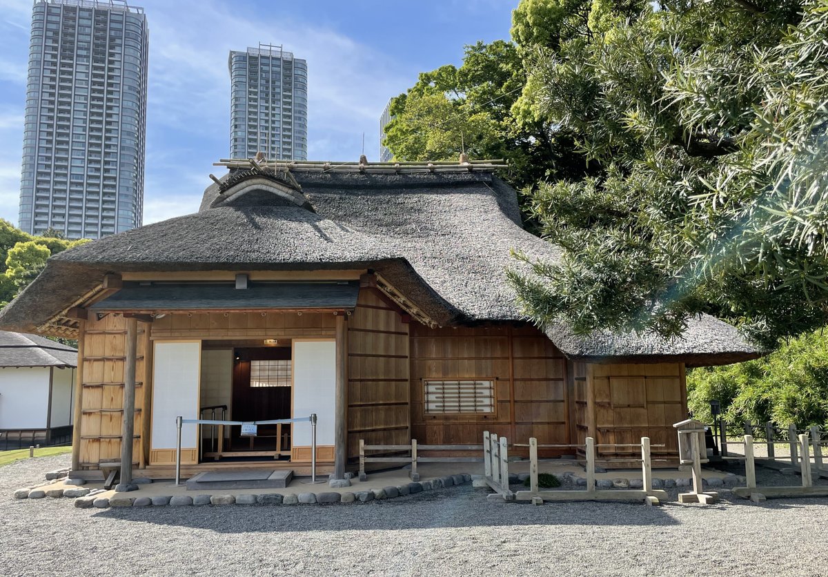 ビル屋上からタカが舞う！浜離宮庭園の諏訪流放鷹術 2020年開催情報 くるるの野望