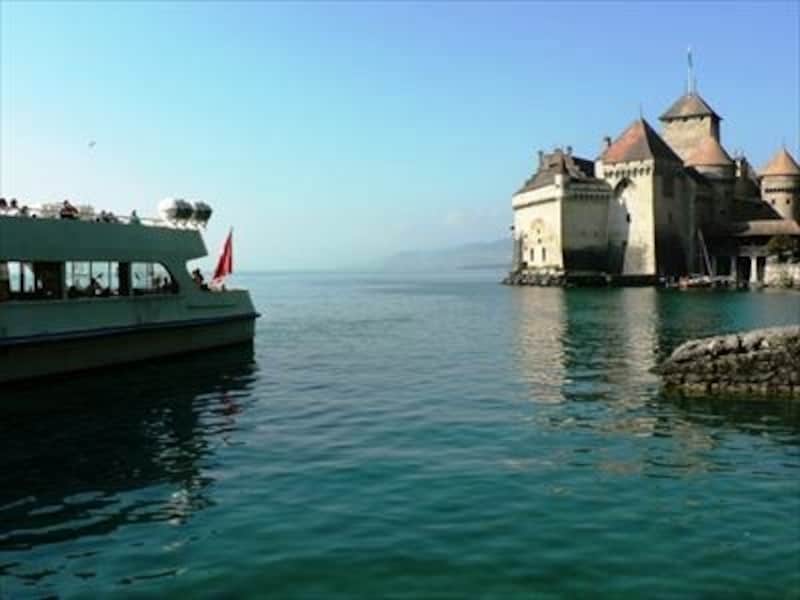 スイス、シヨン城 10575003493 の写真・イラスト素材アマナイメージズ