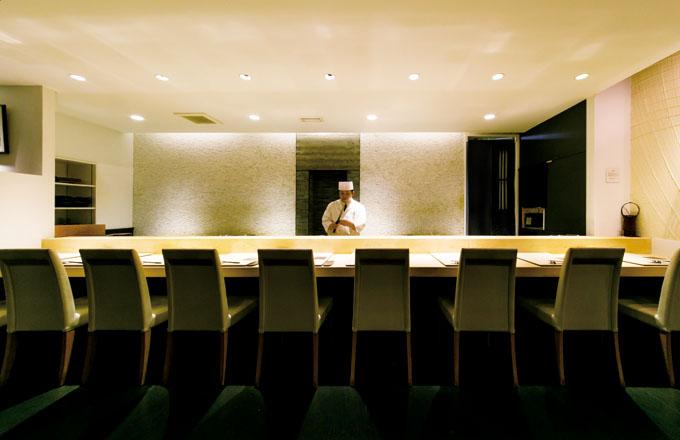 鮨なかや 亀有駅 全てがハイレベルなお店にて贅の限りを尽くす！最高峰の鮨をこのお値段で食べられるのは圧巻だ！ぶるちゃんグルメ