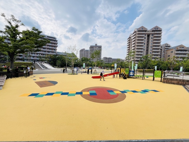 陸に浮かぶ海賊船!?青空の下で思いっきり遊べる堀出前中央公園静岡県浜松市地方創生メディア Mediall メディアール