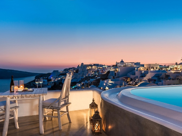 南国沖縄の高級リゾートホテル、ザ・リッツカールトン沖縄の建物外観の写真素材107249928- PIXTA