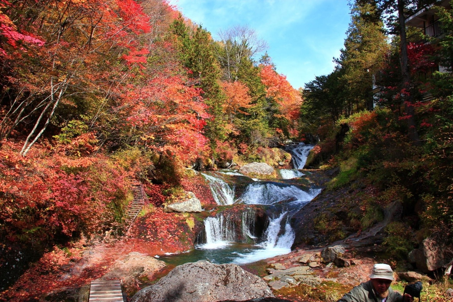 おしどり隠しの滝ビーナスライン