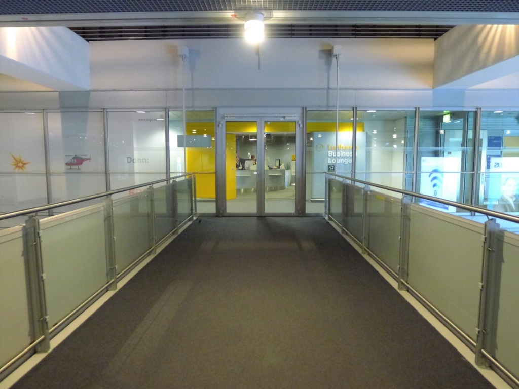 欧州の航空事情～欧州では主要路線以外はEurowings等のLCC 格安航空会社 ばかりで格安に乗ることができます - 空マイラーから陸マイラーへ