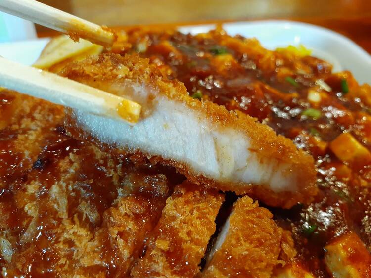 ちゃつぼ 豊見城市 駐車場はある？旨い安いデカいを実現する食堂のメニューをご紹介！沖縄巡り.com