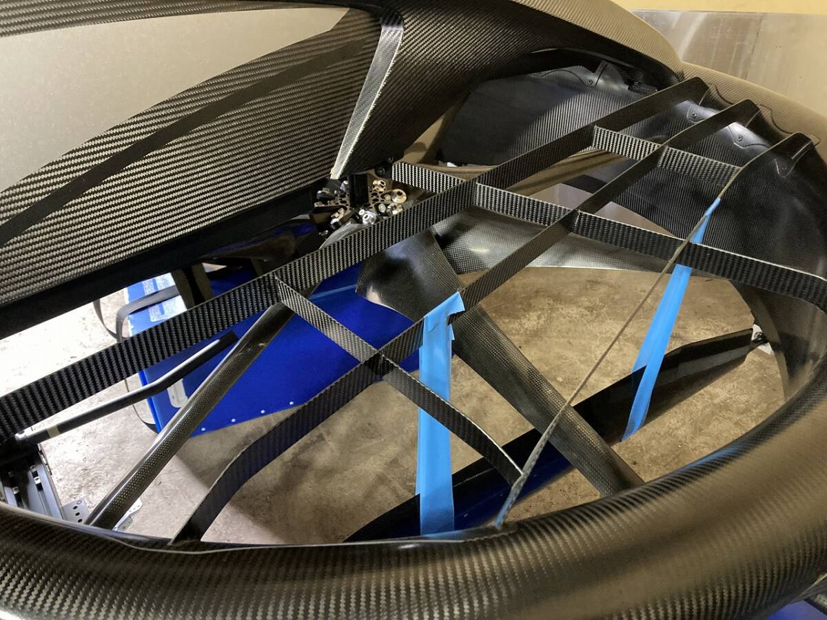 エアロジーラボ、飛行時間140分の長時間飛行が可能な国産ハイブリッドドローンを展示 - ドローンジャーナル