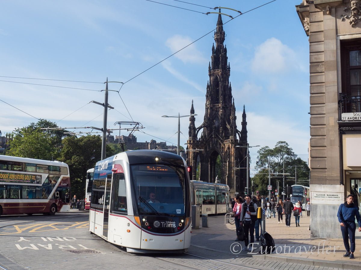 エディンバラ空港EDI- エディンバラの中心部やスコットランドの他の場所への行き方