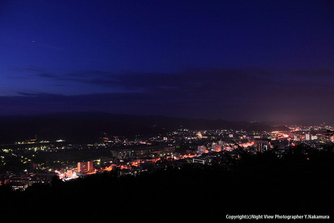 クルマから見える福島市の夜景スポット
