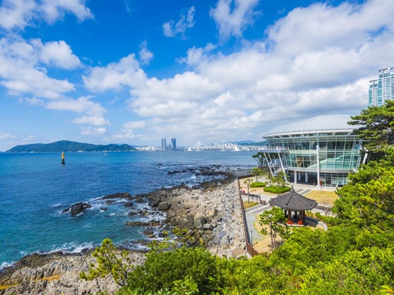 釜山ブルーラインパーク「海岸列車」「スカイカプセル」乗車ツア