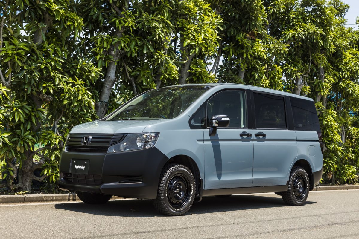 next.柏ステップワゴンカスタム完成しました！ 人気色での塗装になります！ ぜひお早めにお問い合わせ、ご来店ください！カスタム内容オールペイント M