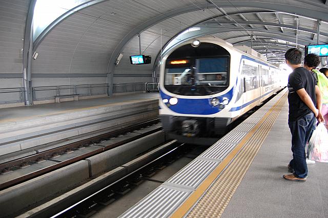 バンコク・スワンナプーム国際空港から市内までのおすすめアクセス方法6選Trip.com