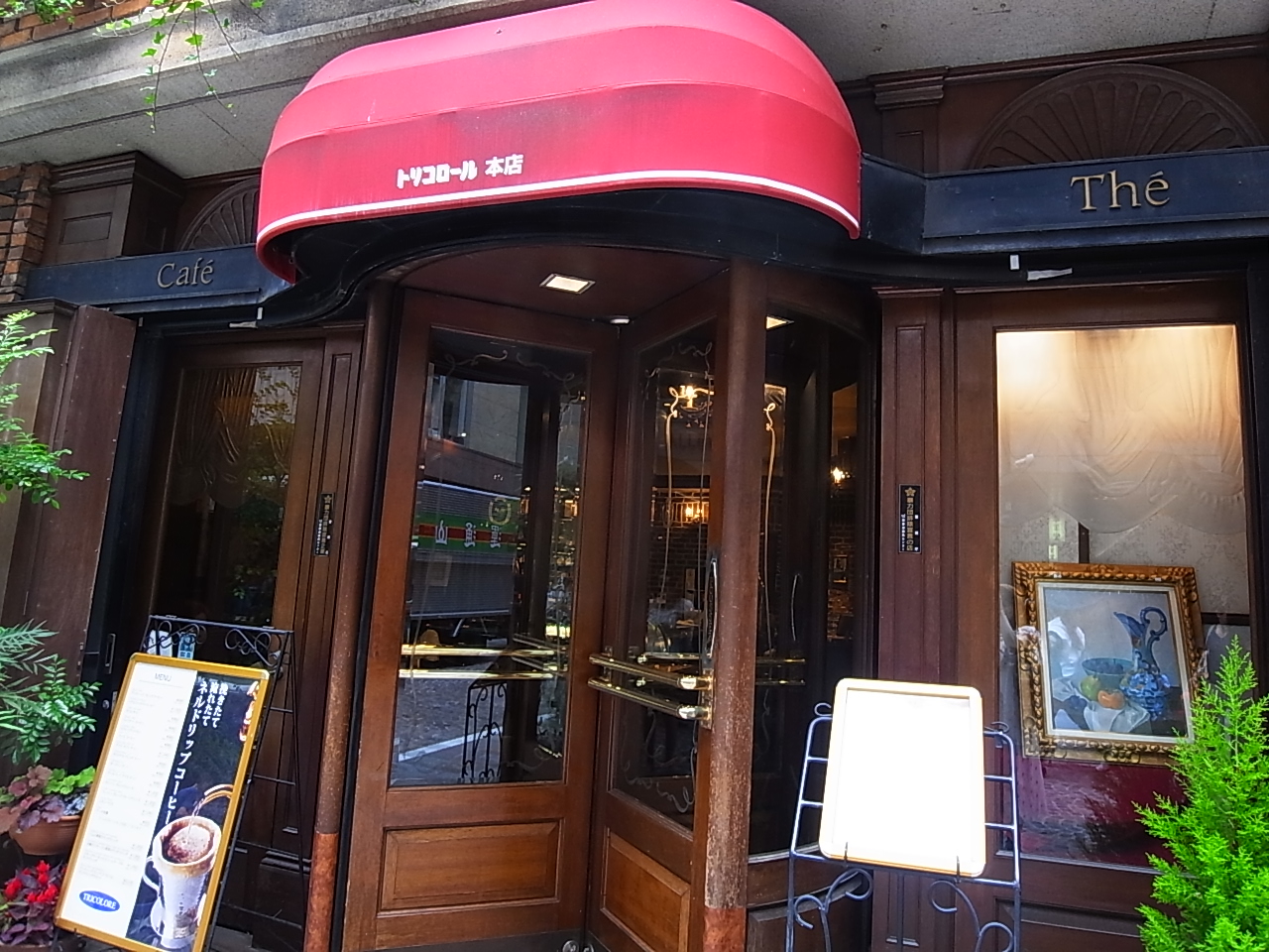 自宅の隠れ家カフェで、手料理をふるまう暮らし - ユダ木工株式会社