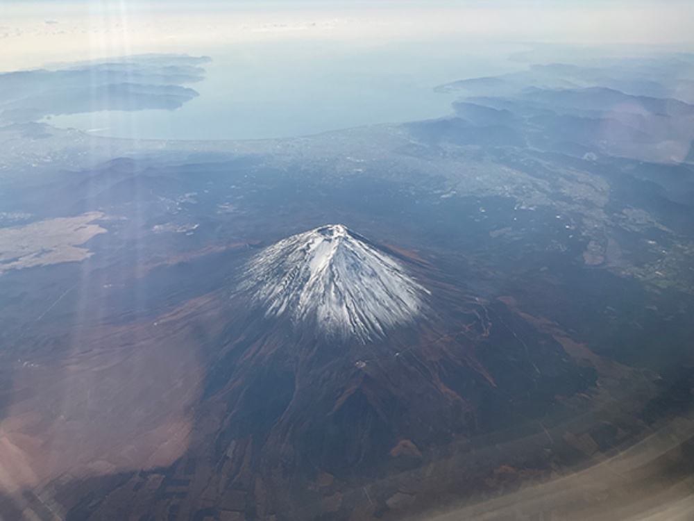 飛行機の窓からすぎのんが投稿したフォトブックLemon8