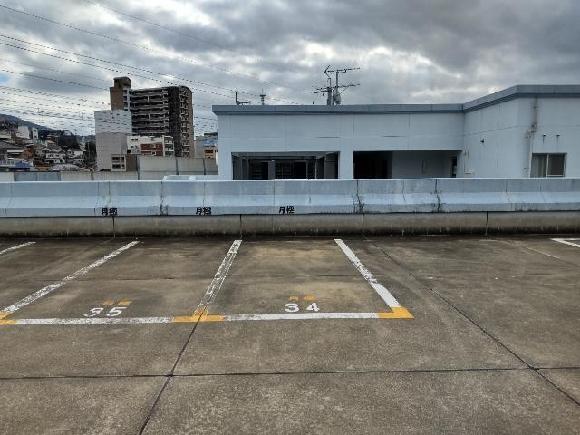 オランダ坂で安い駐車場は？ 30分 50円＆最大900円