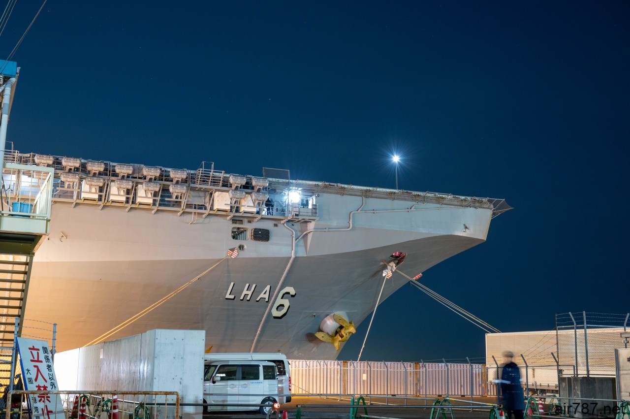 強襲揚陸艦「アメリカ」が大阪港 南港 に寄港！！ 停泊地までのアクセスを完全公開らぼらぼ