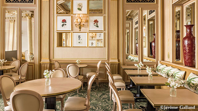 パリで最も美しい花のあるカフェ - Sortiraparis.com