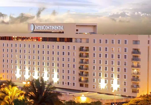 アクアサンタ ロフツ ホテル カリ