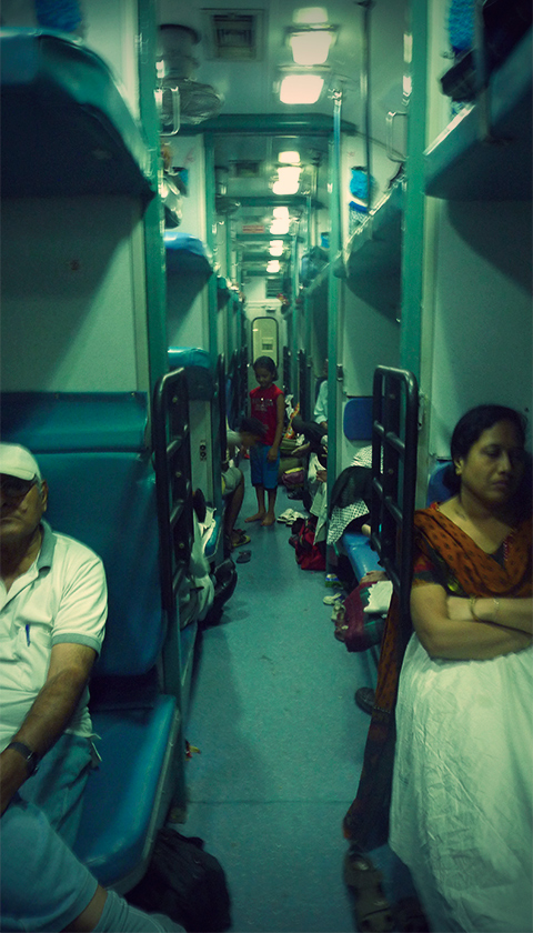 FC夫婦世界一周 85. インドの寝台列車は凄かった 』デリー インド