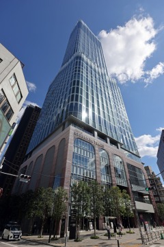 歌舞伎町に輝くエンタメビル日経クロステック xTECH