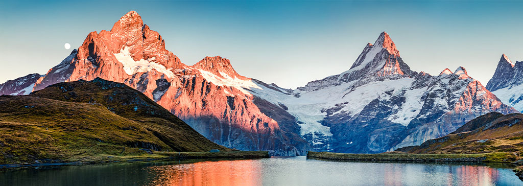 パリフランスのエッフェル塔の美しい景色ヨーロッパの有名な観光地ヨーロッパの都市旅行の概念 - イルドフランスのストックフォトや画像を多数ご用意 -イルドフランス, エッフェル塔,