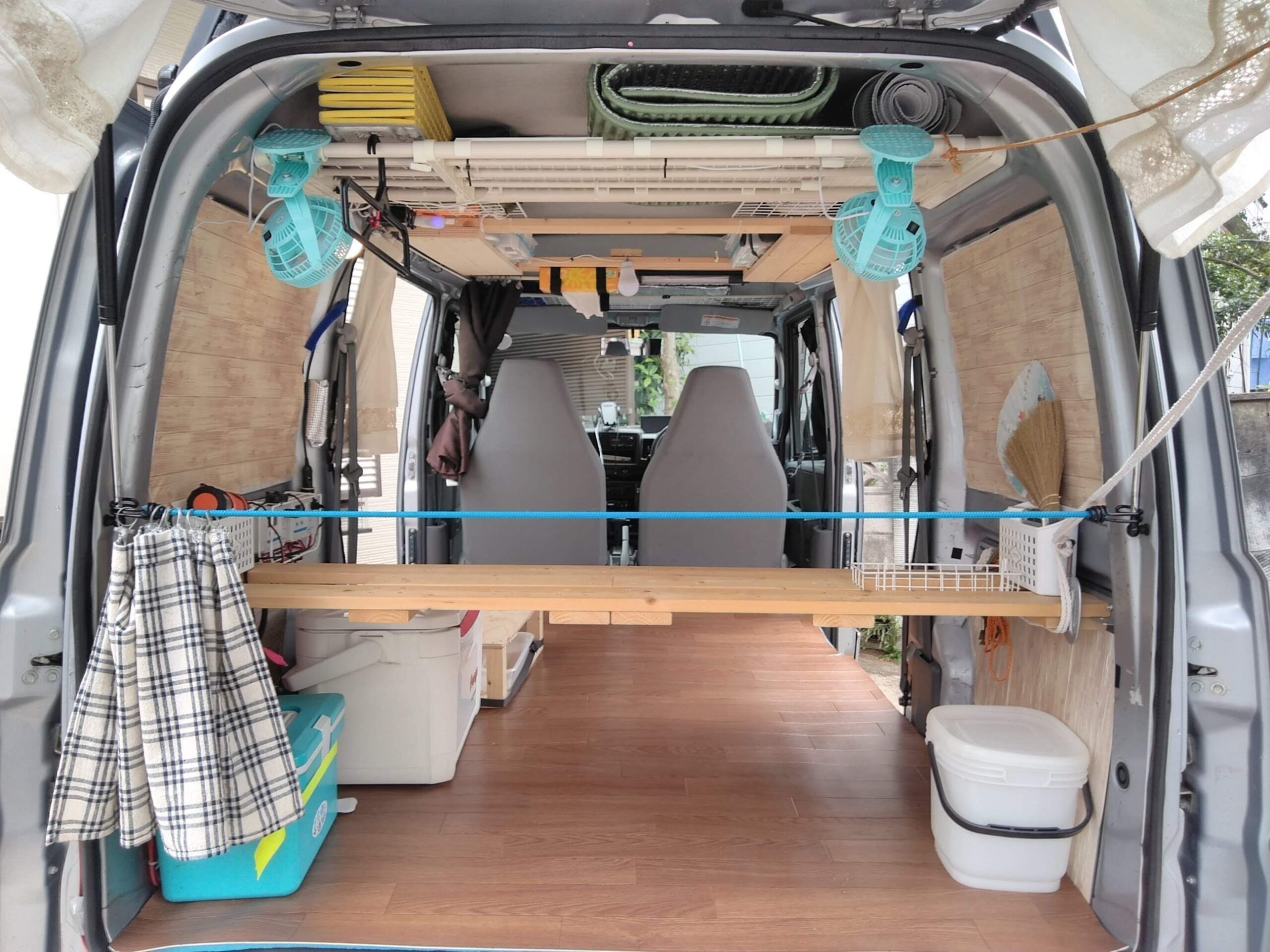 新しい相棒軽バン2人車中泊、北房総の旅 - たつおと海子の秘密基地