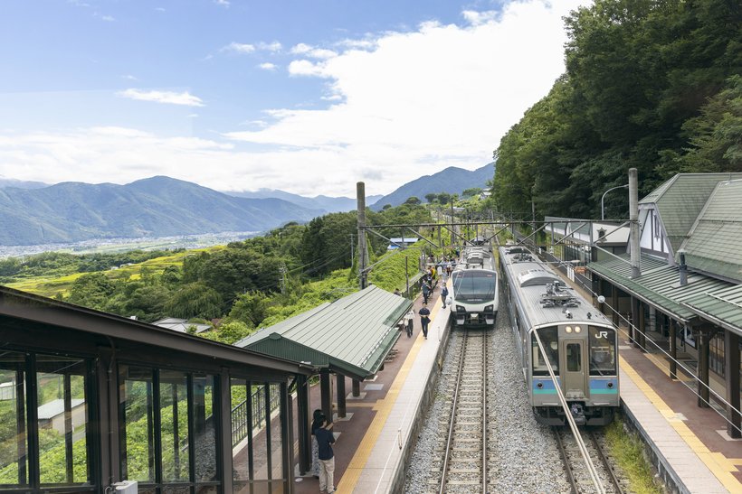 青春18きっぷでできること 乗り換え不要の長距離普通列車で、高尾駅から長野駅まで245キロ 1 東京都