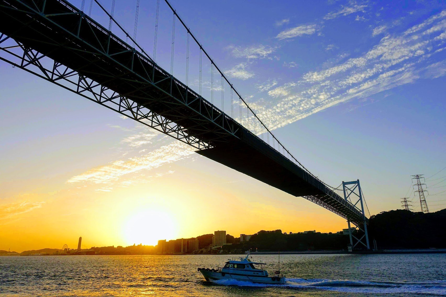 関門橋」開通５０年、２万７０００トンの橋桁つる難工事 世界に広がり貢献する技術力：地域ニュース :